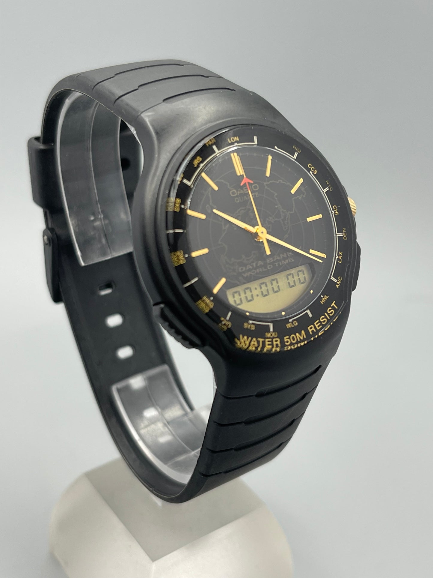 1990 Casio AB-40u world time data bank 50m water depth