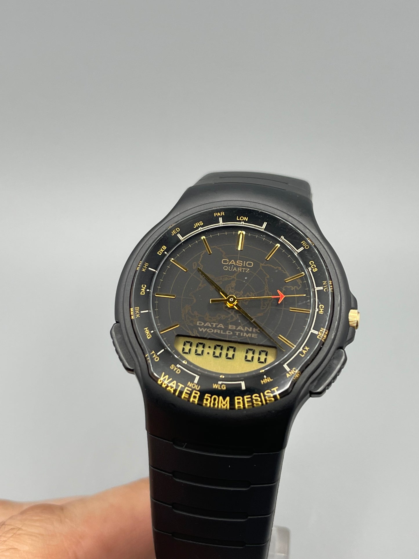 1990 Casio AB-40u world time data bank 50m water depth
