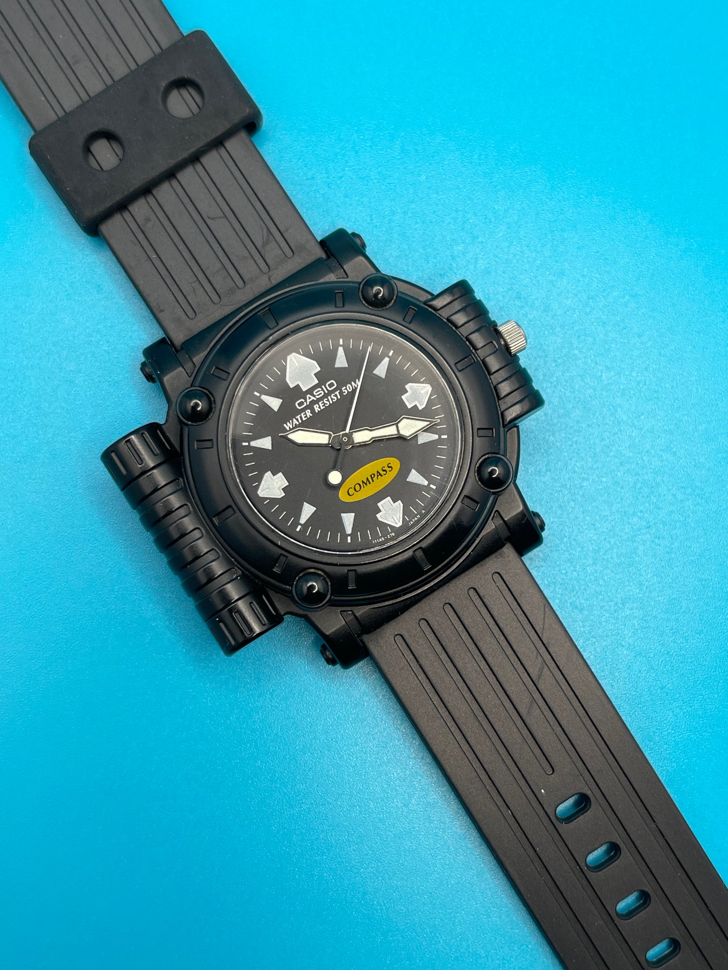 Casio MW-43 flip top compass