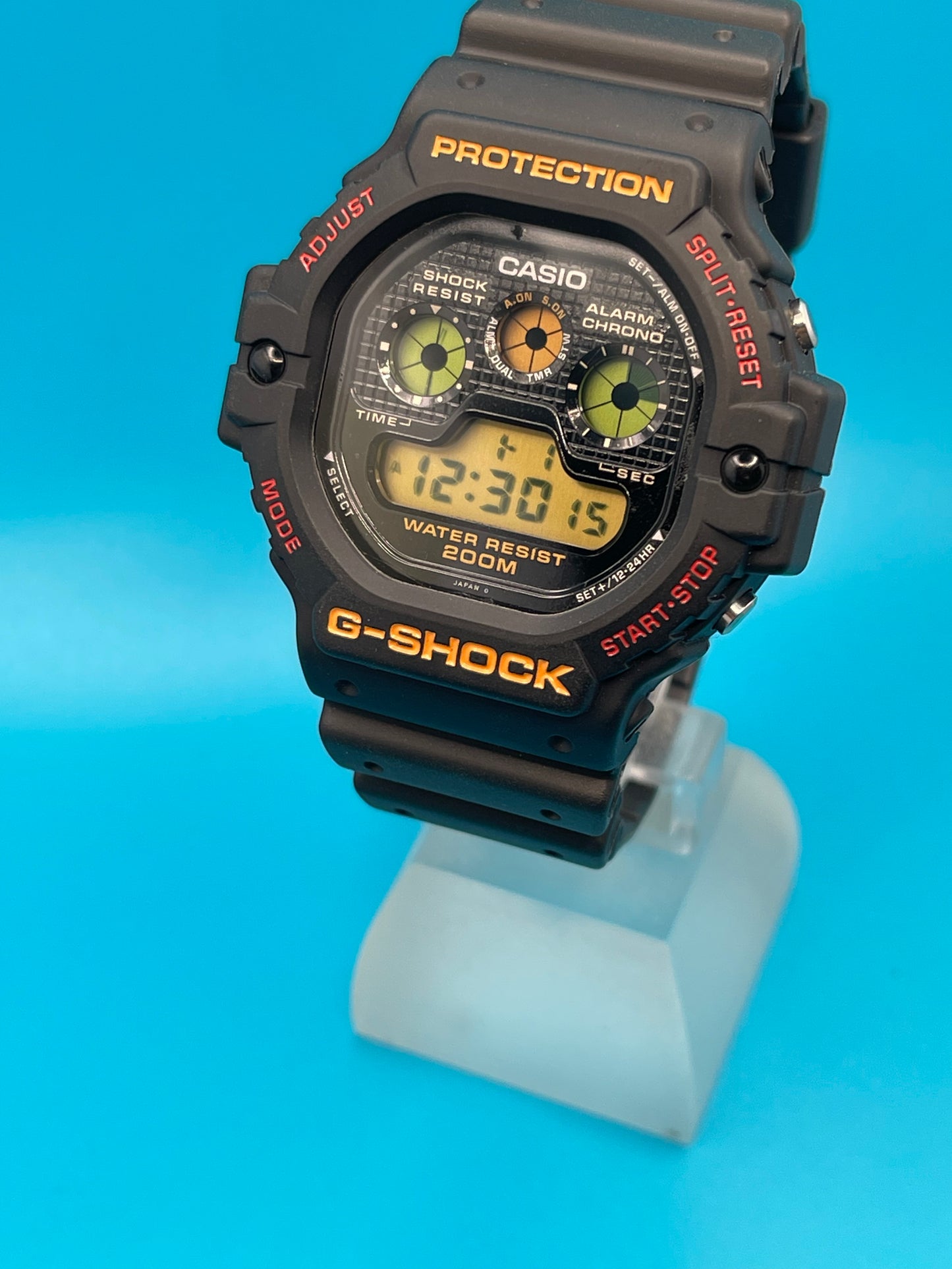 1992 Casio G-Shock DW-5900 NEW OLD STOCK
