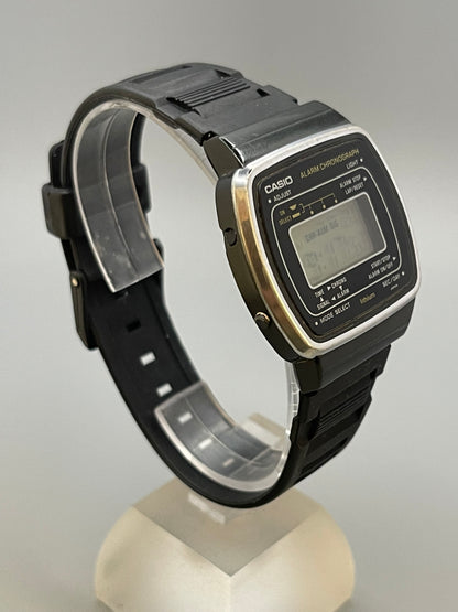 1982 Casio F-80 Japan