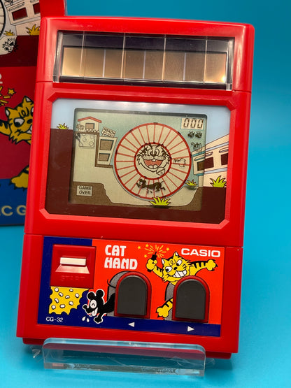 1980s Casio CG-32 LCD Handheld game CAT HAND
