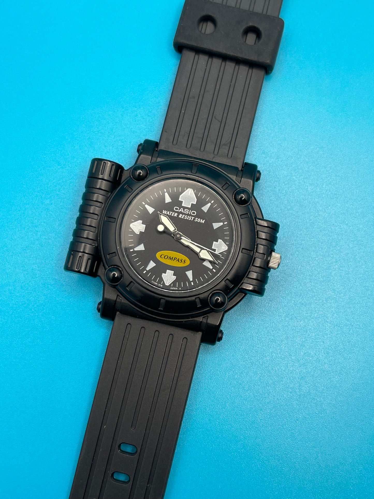 Casio MW-43 flip top compass