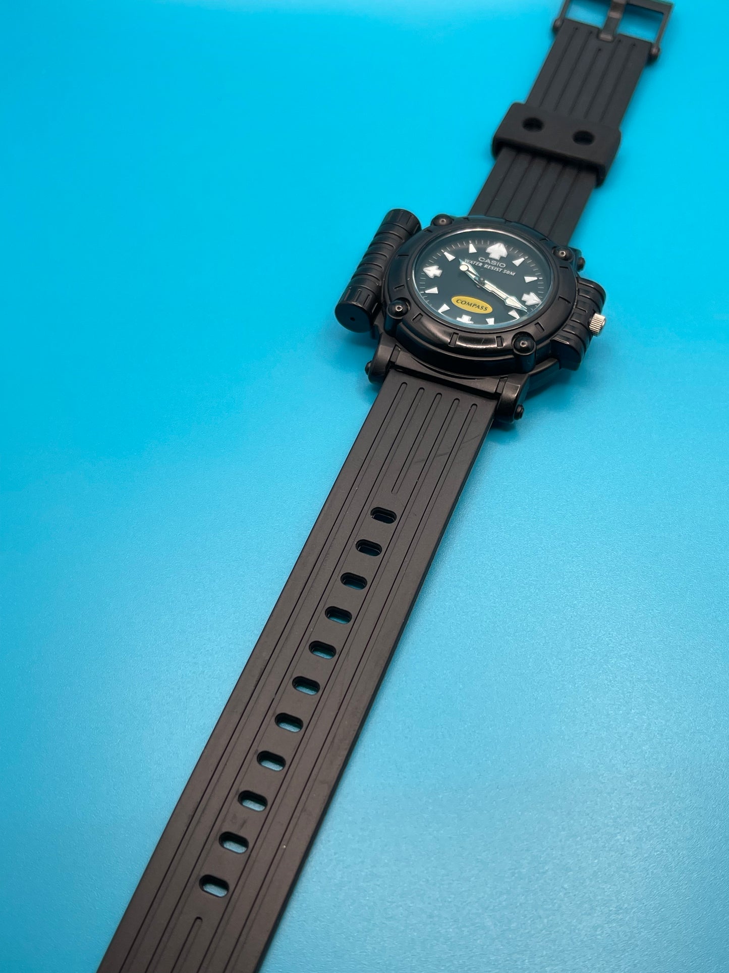 Casio MW-43 flip top compass