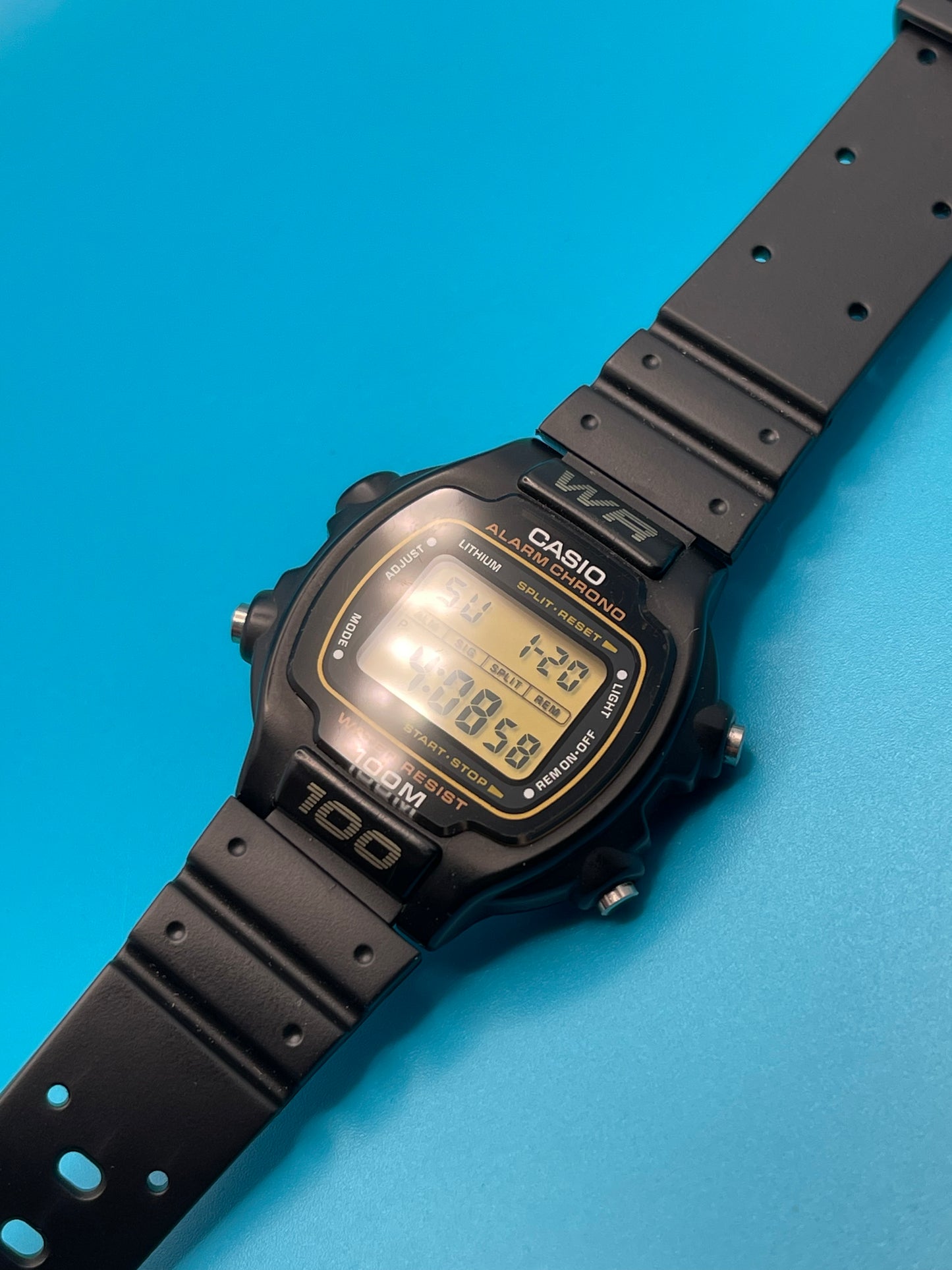 1992 Casio W-725 Rare colour