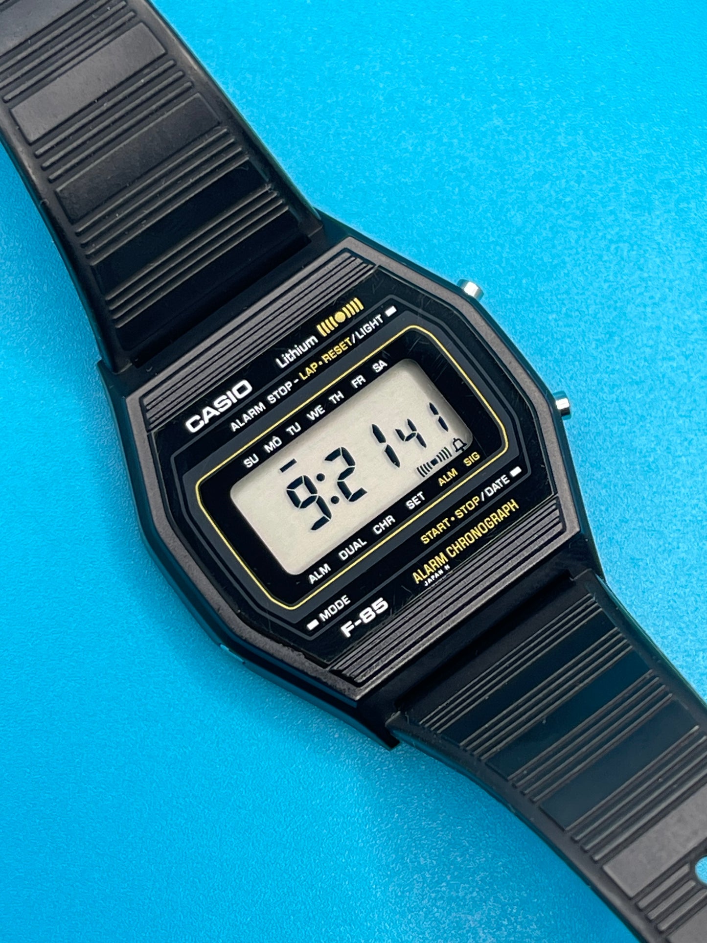 1981 Casio F-85