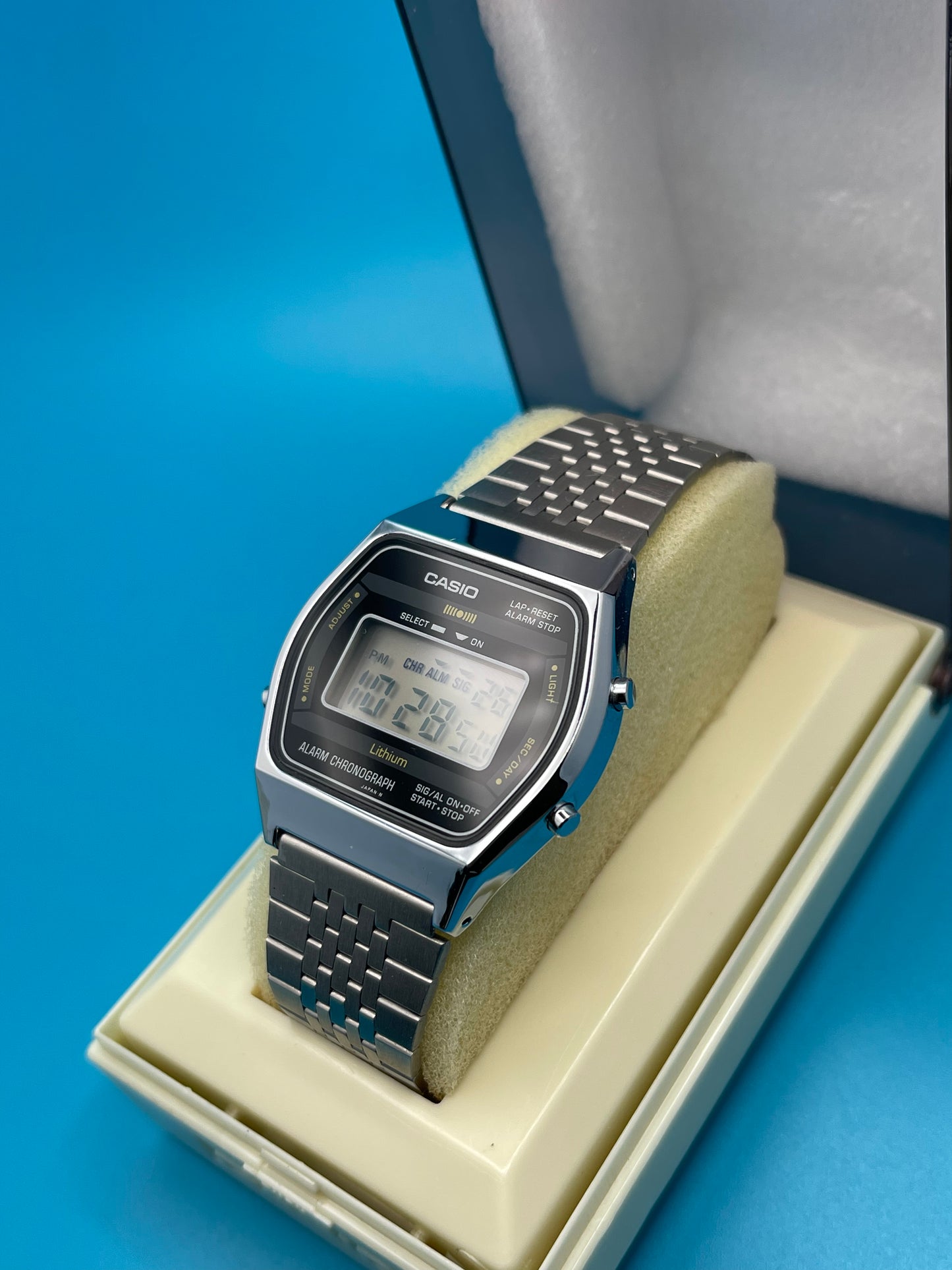 1982 Casio A852 in excellent condition