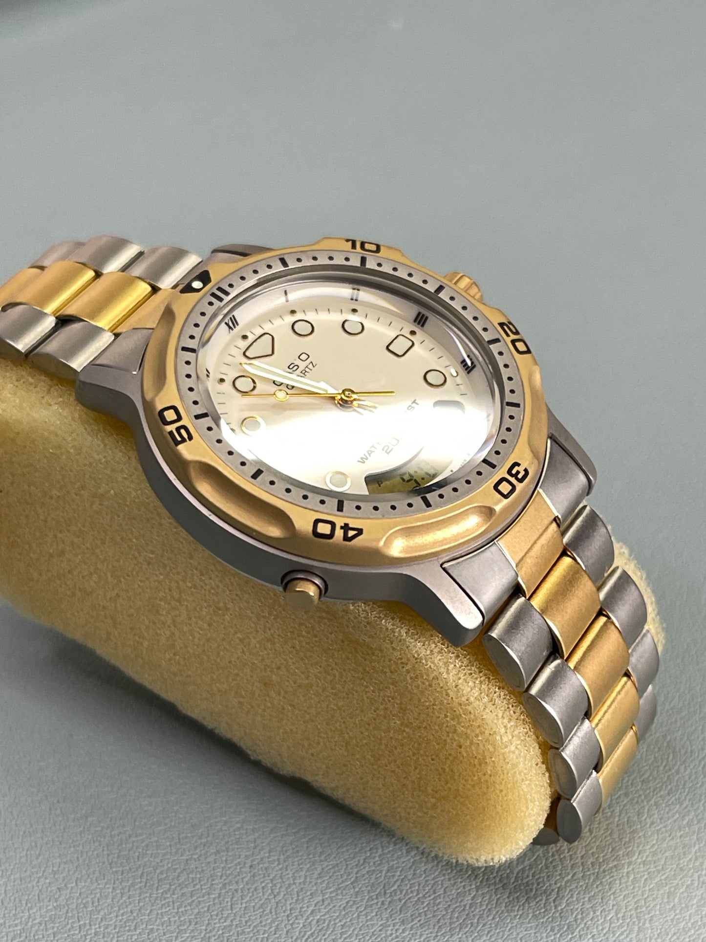 1990 Casio Oceanus 200M Divers watch, AD-702 new old stock