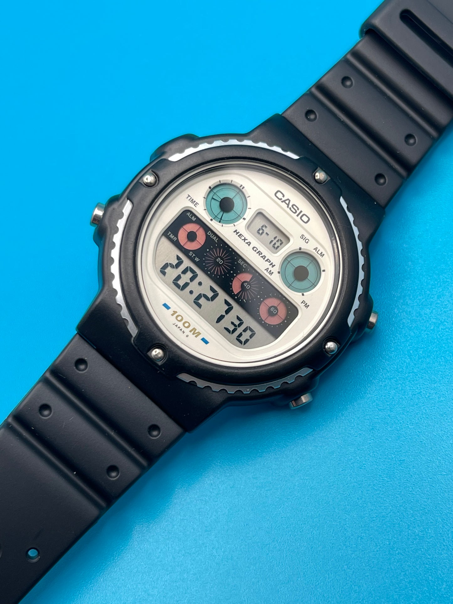 Casio HGW-10 White version