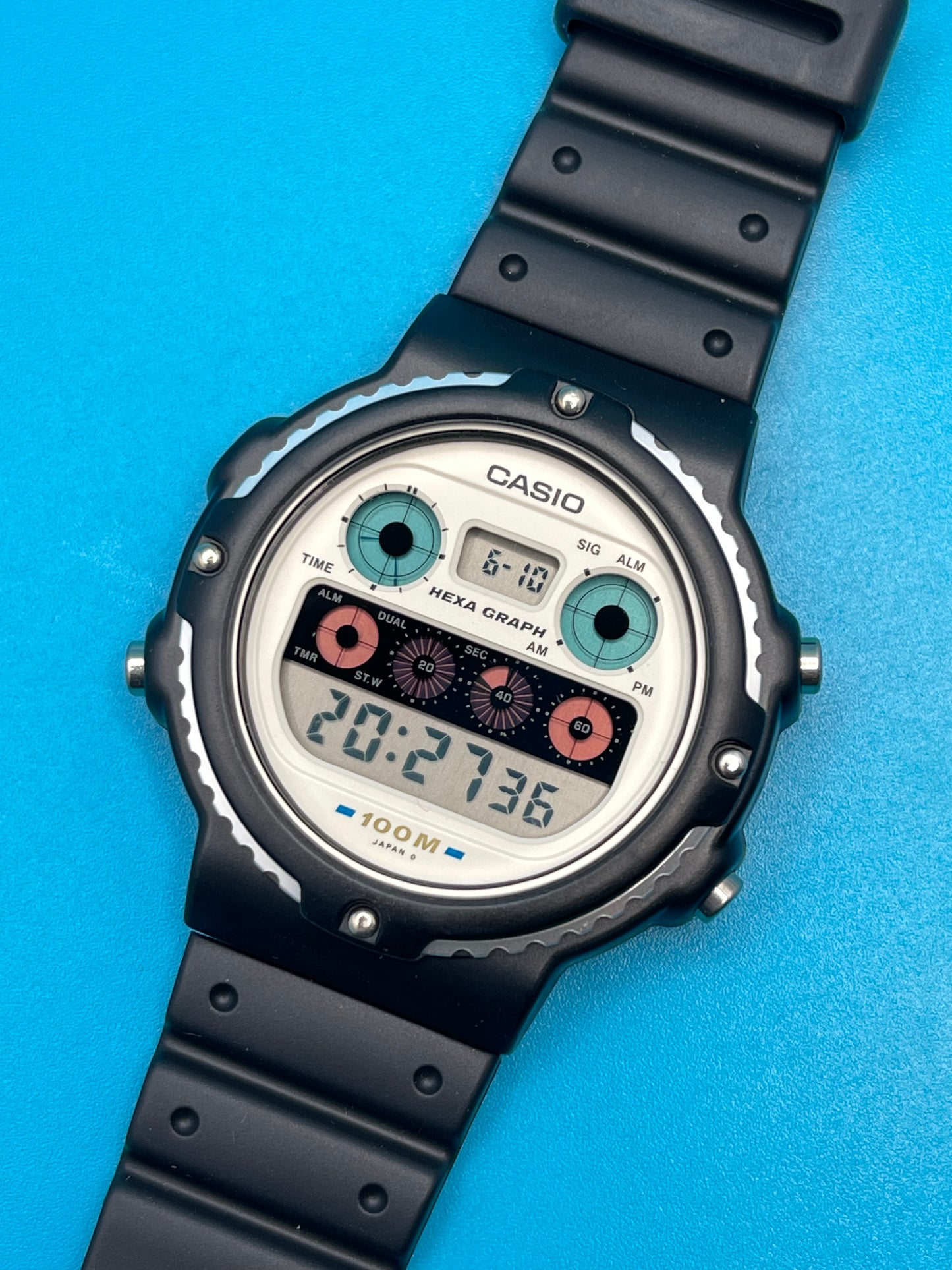 Casio HGW-10 White version