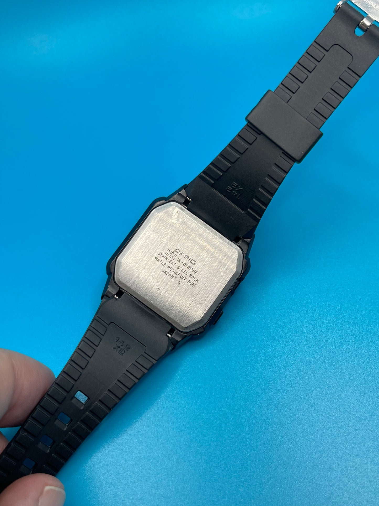 1986 Casio S-52w Japan