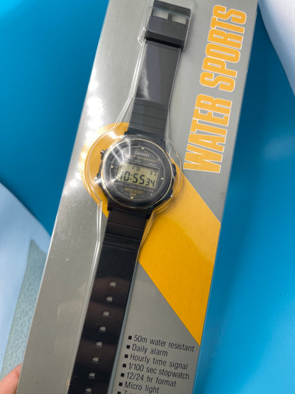1986 Casio W-76 Japan