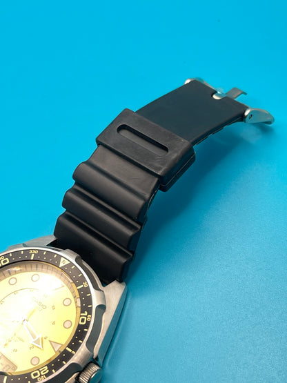 Casio AMW-320C New Old Stock